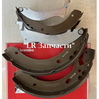 Колодки торм. задние до 2001г. Brembo. FR1