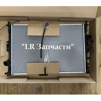 Радиатор системы охлаждения Nissens FR2